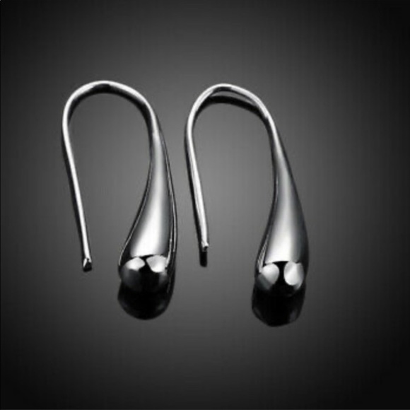 New Simple 925 Sterling Silver Earrings - Picture 5 of 9